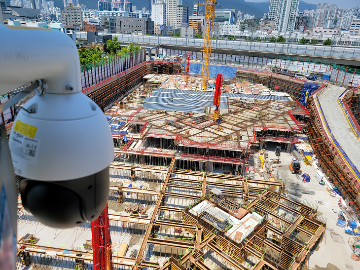 PTZ 회전형 카메라(25배~36배 광학줌)